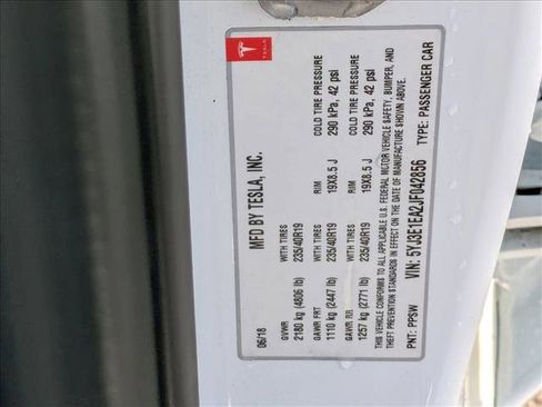 Used 2018 Tesla Model 3 Long Range image 25