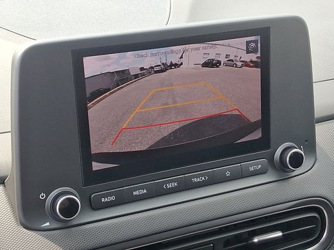 Certified 2023 Hyundai Kona SEL AWD/4WD image 18