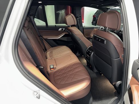 New 2026 BMW X5 xDrive40i AWD/4WD image 11