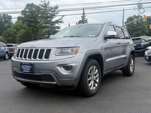 Used 2016 Jeep Grand Cherokee Limited AWD/4WD image 4