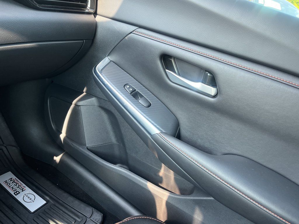 Used 2025 Nissan Sentra SR FWD image 46