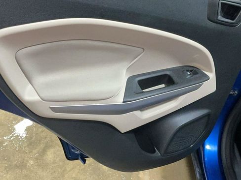 Used 2019 Ford EcoSport S AWD/4WD image 14