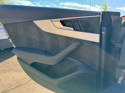 Used 2019 Audi S5 Premium Plus w/ Premium Plus image 19