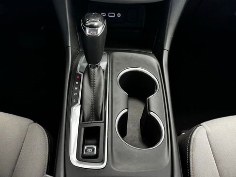 Used 2019 Chevrolet Equinox LT FWD image 19