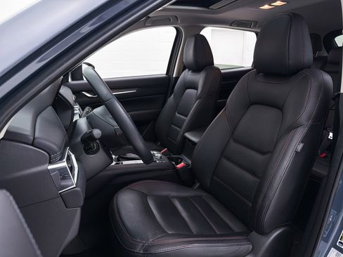 Used 2025 MAZDA CX-5 Carbon Edition image 22