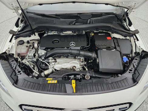 Used 2023 Mercedes-Benz GLA 250 image 16