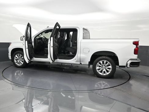 Used 2022 Chevrolet Silverado 1500 Custom RWD image 34