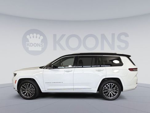 Used 2023 Jeep Grand Cherokee L Summit AWD/4WD image 2