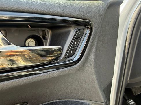Certified 2023 Dodge Durango R/T RWD image 16