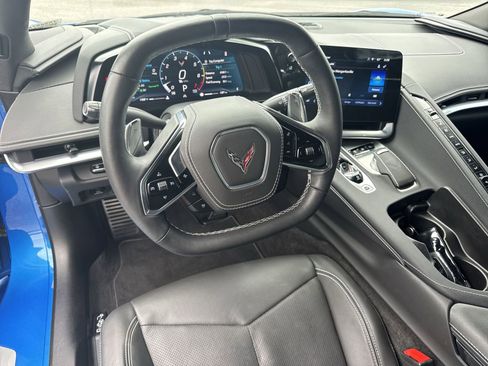 Used 2025 Chevrolet Corvette Stingray Preferred Cpe w/ Z51 Performance Package image 18