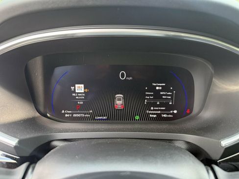 Used 2026 Acura MDX w/ Technology Package FWD image 4