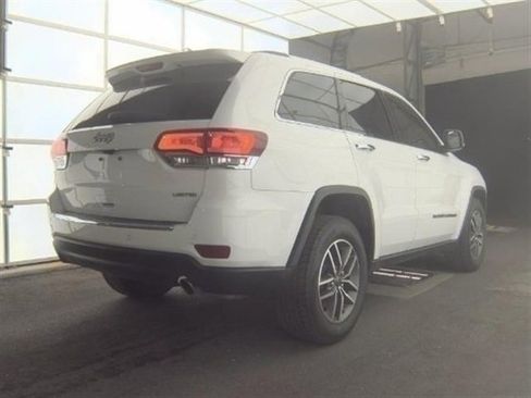 Used 2022 Jeep Grand Cherokee Limited image 2
