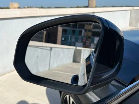 Used 2019 Volvo XC40 T5 Inscription image 14