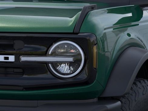 New 2025 Ford Bronco Outer Banks w/ Sasquatch Package image 21
