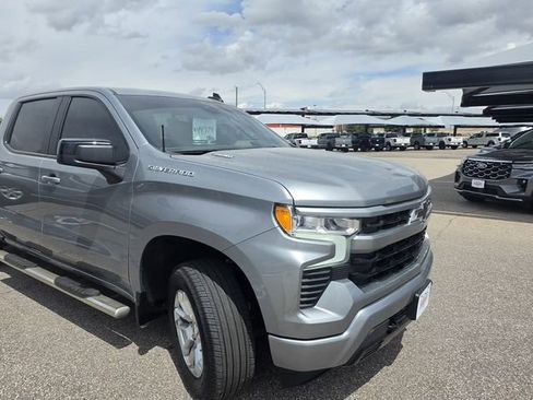 Used 2025 Chevrolet Silverado 1500 RST AWD/4WD image 4