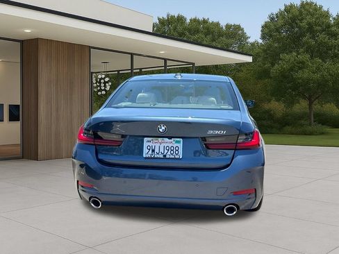 Used 2026 BMW 330i Sedan w/ Premium Package RWD image 9
