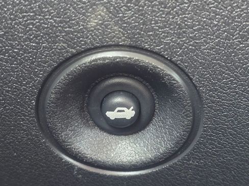 Used 2009 Dodge Challenger R/T image 29