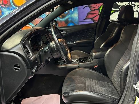 Used 2019 Dodge Charger R/T w/ Daytona Edition Group image 29