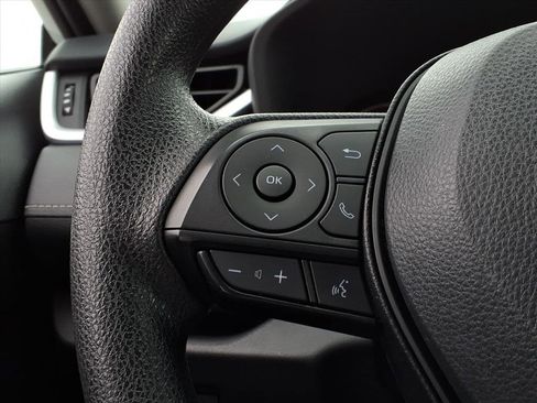 Used 2024 Toyota RAV4 XLE image 27