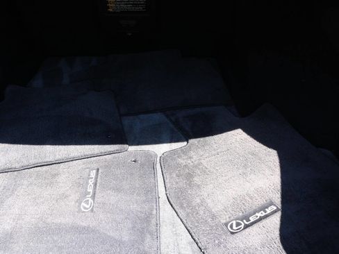 Used 2010 Lexus LS 460 image 97