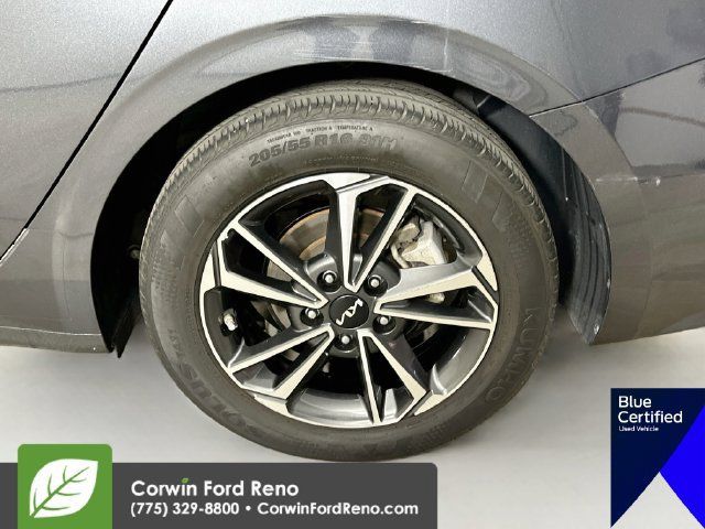 Used 2024 Kia Forte LXS w/ LXS Technology Package FWD image 31