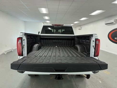 New 2026 GMC Sierra 2500 Denali Ultimate AWD/4WD image 8