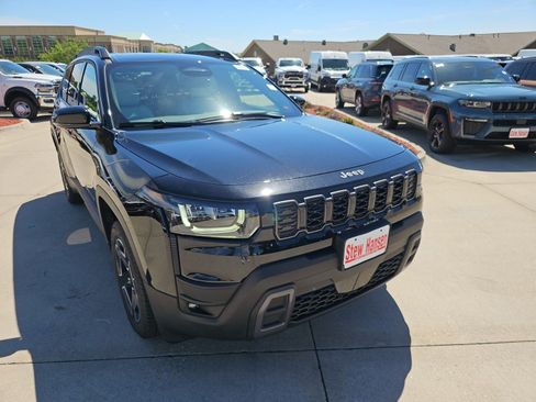 New 2026 Jeep Cherokee Limited AWD/4WD image 8