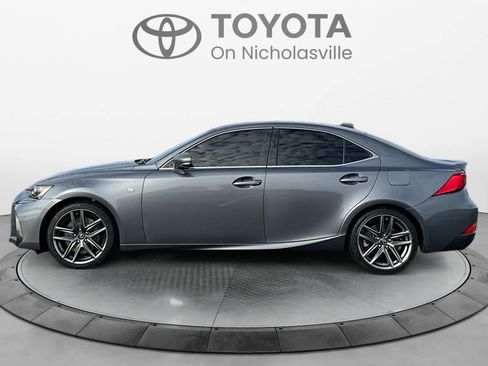 Used 2018 Lexus IS 300 image 3