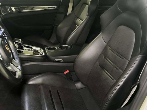 Used 2018 Porsche Panamera Turbo S AWD/4WD image 17