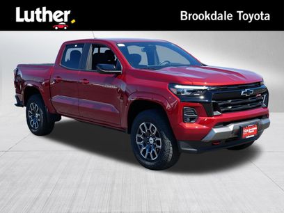 Used 2024 Chevrolet Colorado Z71 w/ Z71 Convenience Package 2