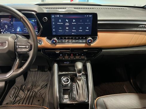 Used 2024 GMC Canyon AT4 w/ AT4 Premium Package image 16