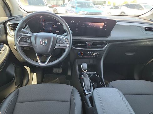 Used 2025 Buick Encore GX Preferred FWD image 10