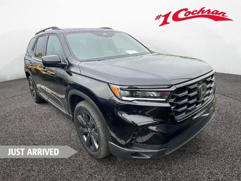 Used 2023 Honda Pilot Sport image 1