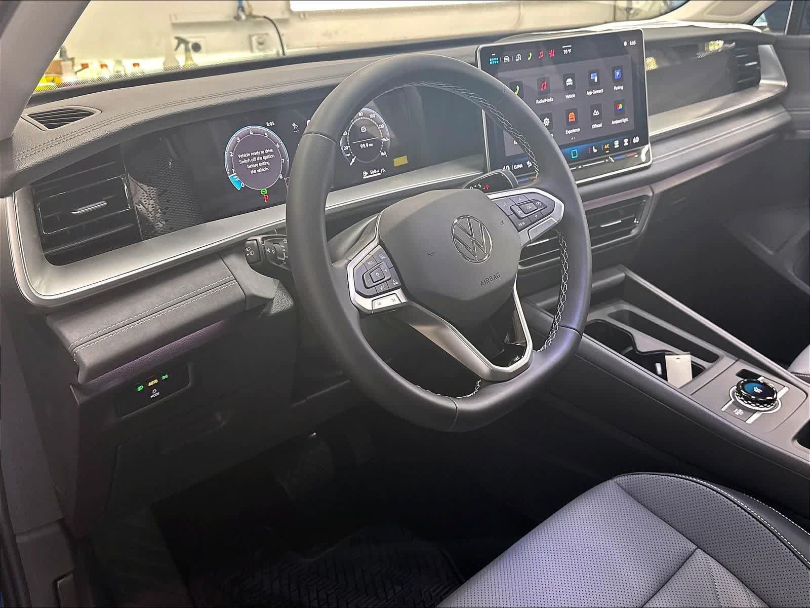 New 2026 Volkswagen Tiguan SE AWD/4WD image 7