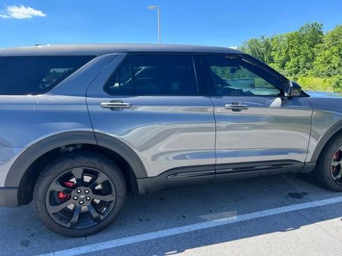 Used 2022 Ford Explorer ST w/ ST Street Pack AWD/4WD image 8