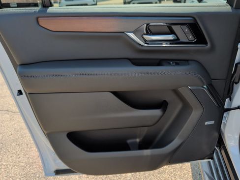 New 2026 GMC Yukon XL Denali AWD/4WD image 35