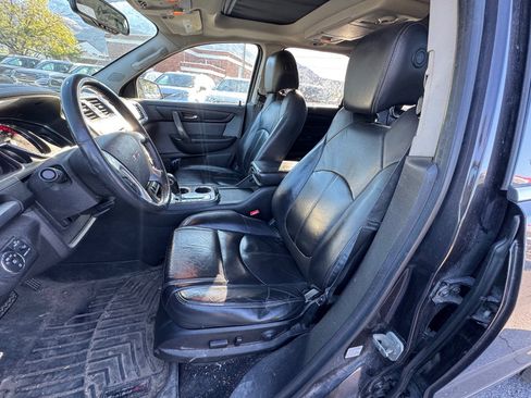 Used 2014 GMC Acadia SLT AWD/4WD image 16