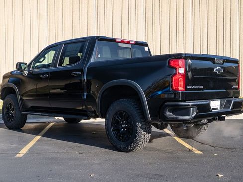 New 2026 Chevrolet Silverado 1500 ZR2 image 5