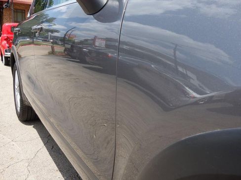 Used 2011 Porsche Cayenne S image 9