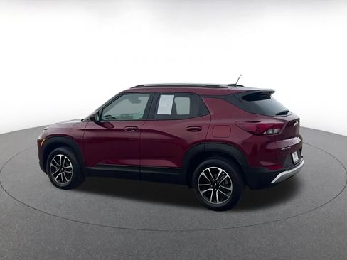 Used 2025 Chevrolet TrailBlazer LT image 10