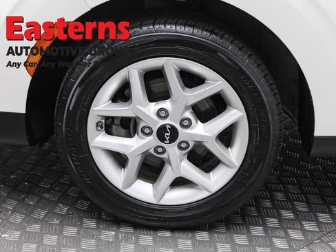 Used 2025 Kia Soul LX w/ LX Technology Package image 31