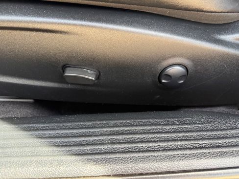 Used 2022 Dodge Challenger R/T Scat Pack w/ Plus Package image 18