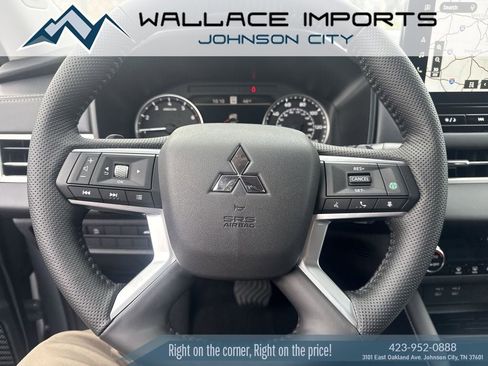 New 2026 Mitsubishi Outlander AWD image 19