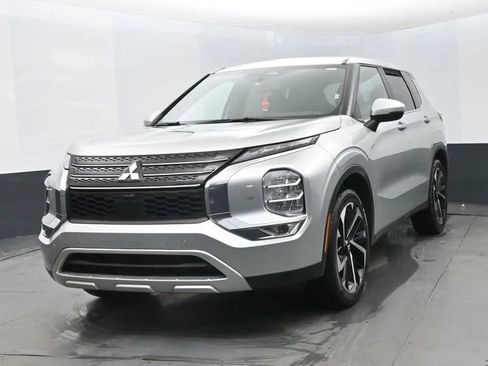 Used 2024 Mitsubishi Outlander Ralliart image 1