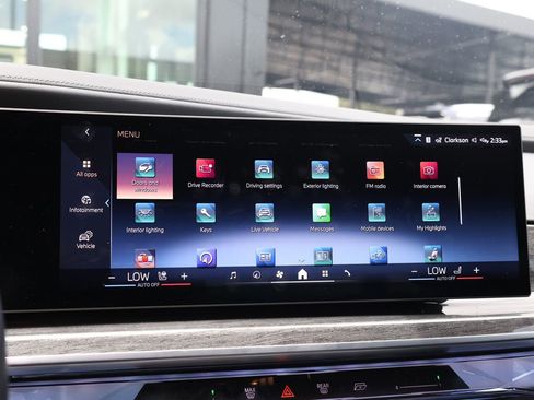 Used 2024 BMW 740i RWD image 34