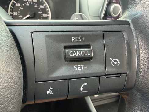 Used 2021 Nissan Rogue S AWD/4WD image 26