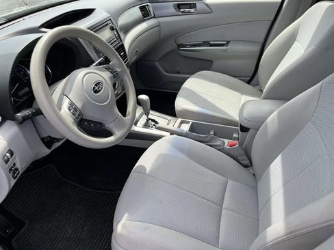 Used 2012 Subaru Forester 2.5X Premium AWD/4WD image 27