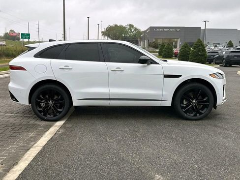 New 2026 Jaguar F-PACE R-Dynamic S image 7