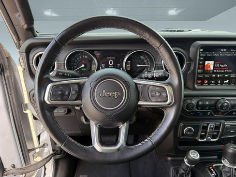 Used 2023 Jeep Wrangler Unlimited Sahara w/ Cold Weather Group AWD/4WD image 27