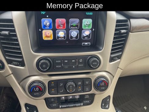 Used 2018 GMC Yukon Denali w/ Open Road Package AWD/4WD image 15